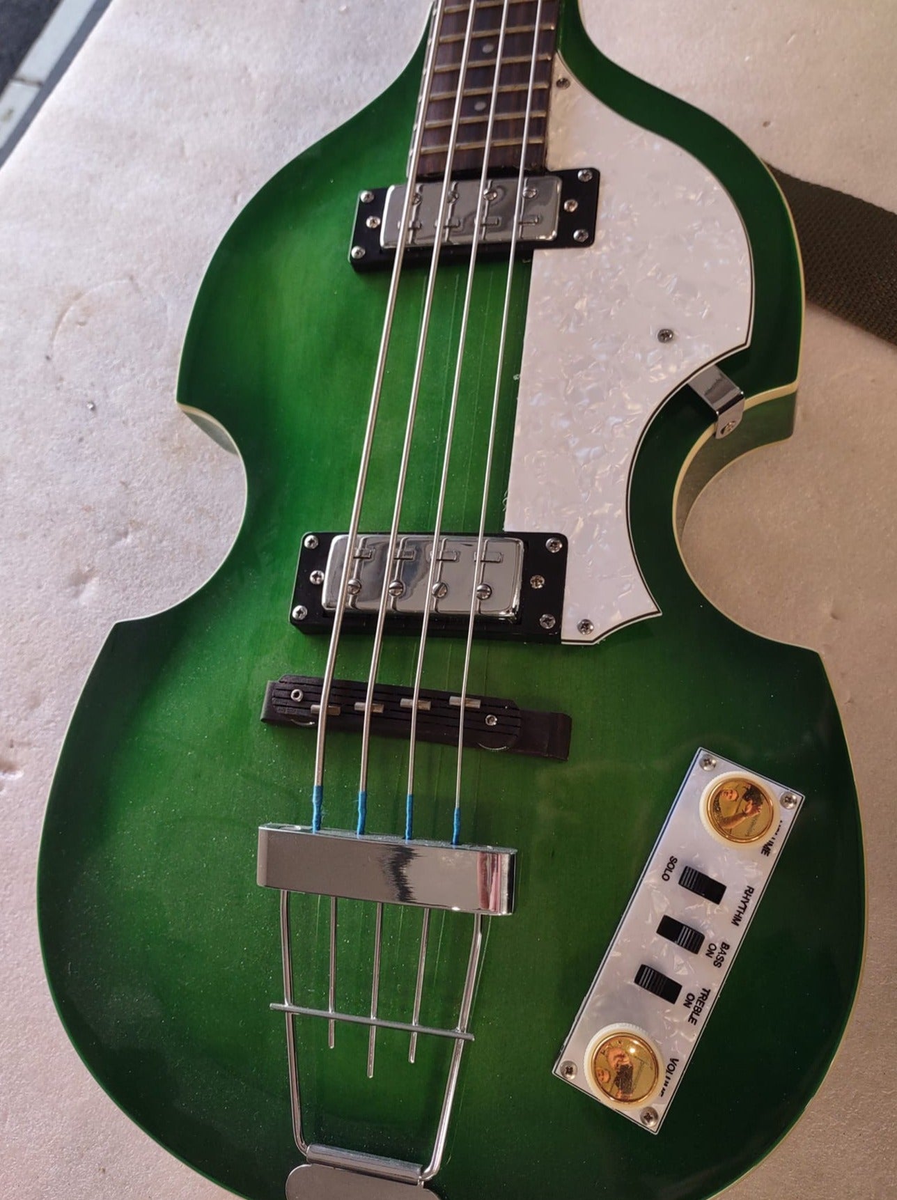 Hofner Violin Bass Setup – Electriceyeguitar